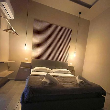 Valentine'S House Bed & Breakfast Napoli Ngoại thất bức ảnh